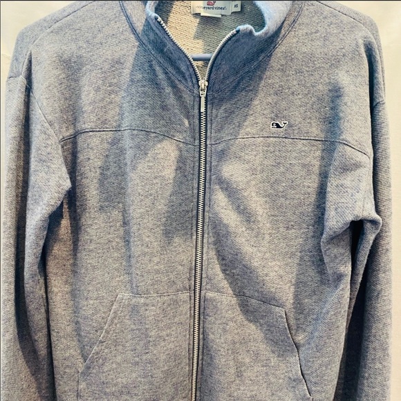 Vineyard Vines Zip-up 2 for $20 - Picture 4 of 9